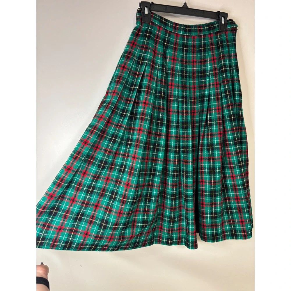 Pendleton Classic Plaid Wool Pleated Midi Skirt‎ Size 8 Green Red Black
